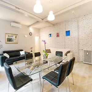  Appartamento Modern Near Colosseum Italia