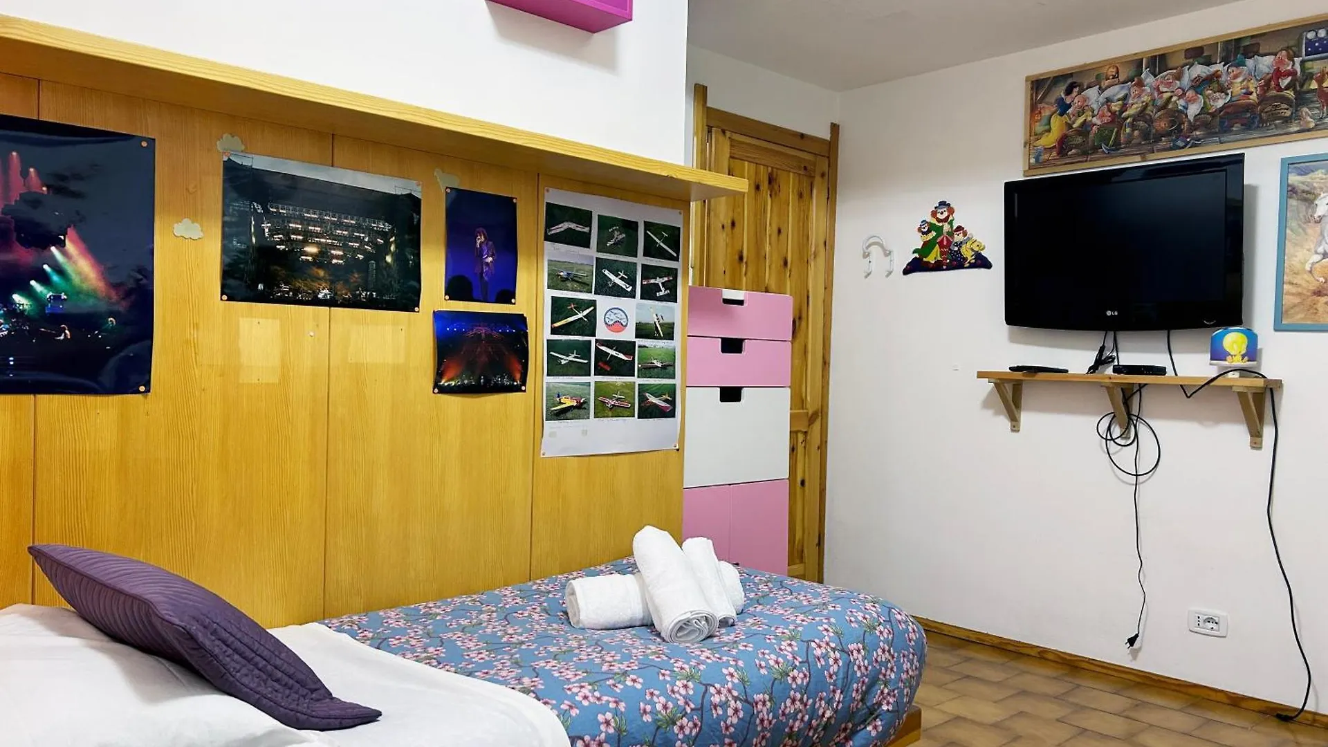 Barzio Parrocchiale: Mountain View Apartment with Private Garden Italy