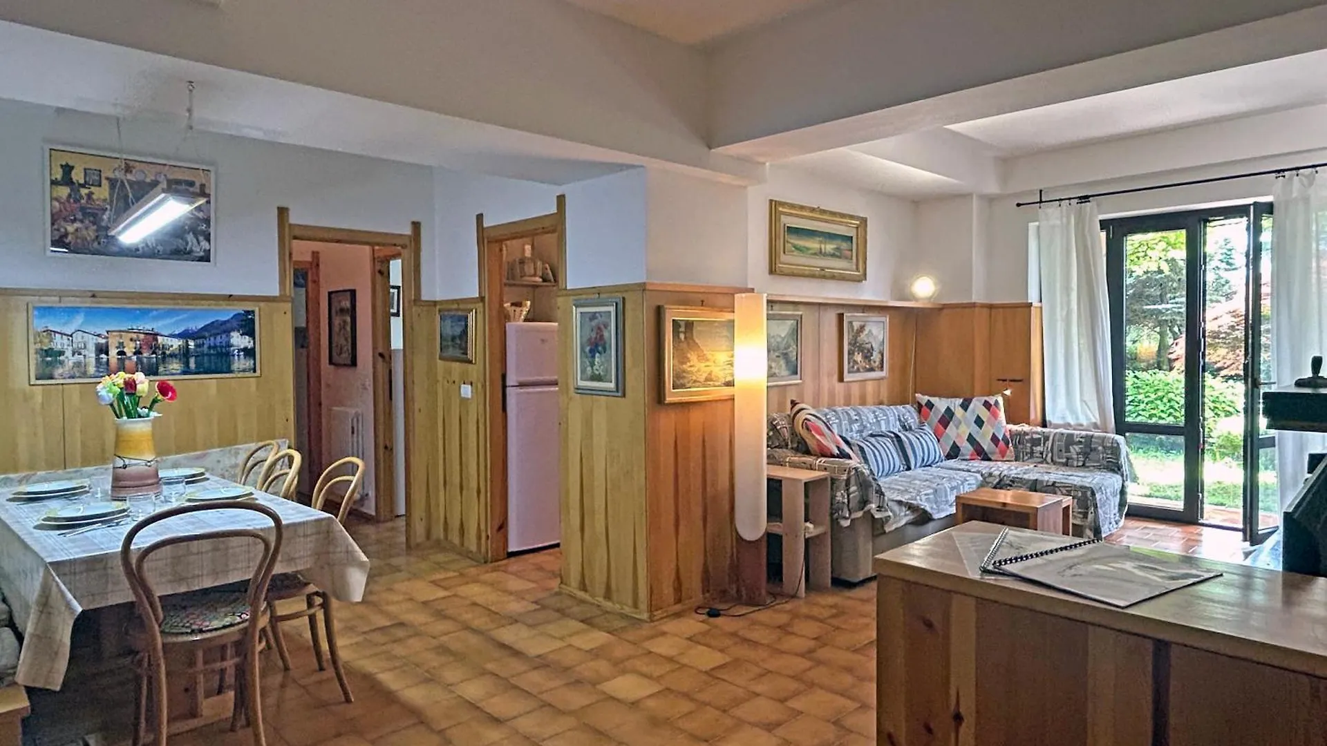 Barzio Parrocchiale: Mountain View Apartment with Private Garden