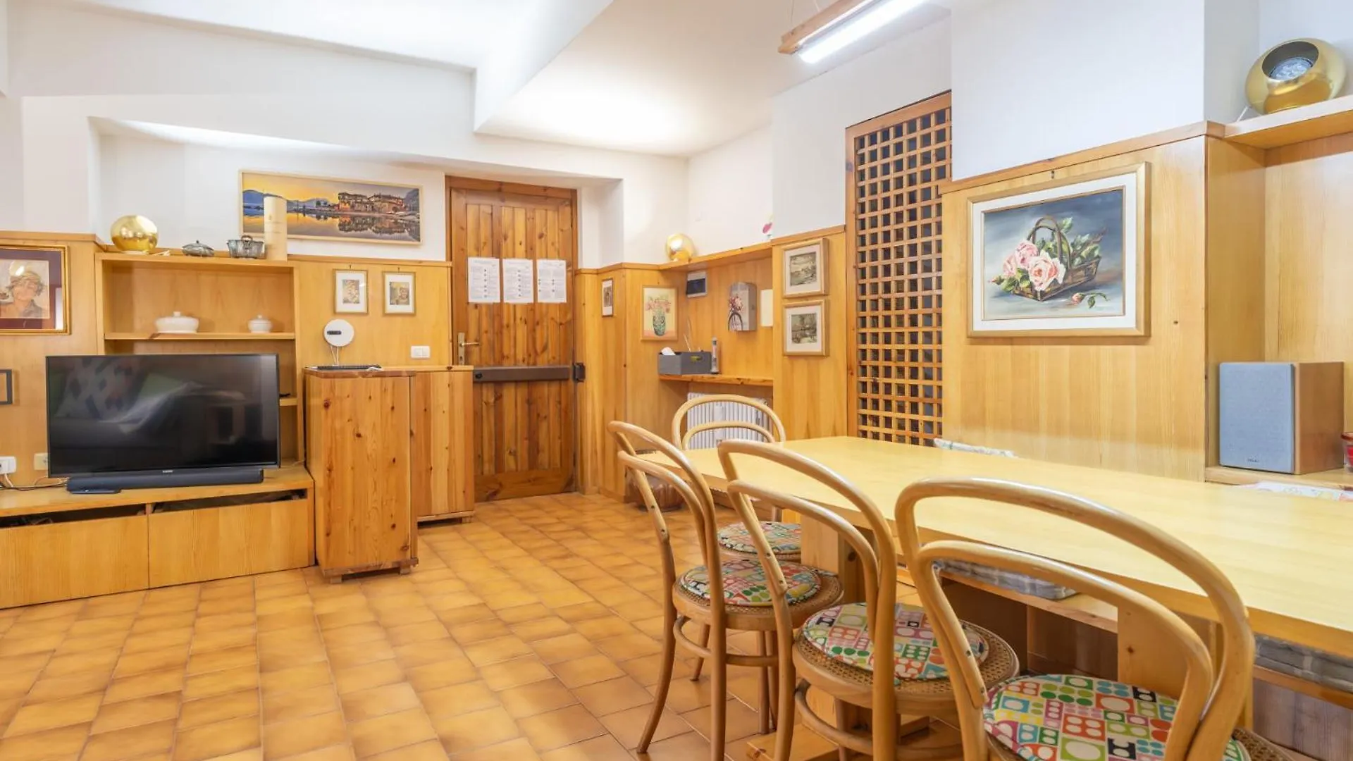 Barzio Parrocchiale: Mountain View Apartment with Private Garden 0*,