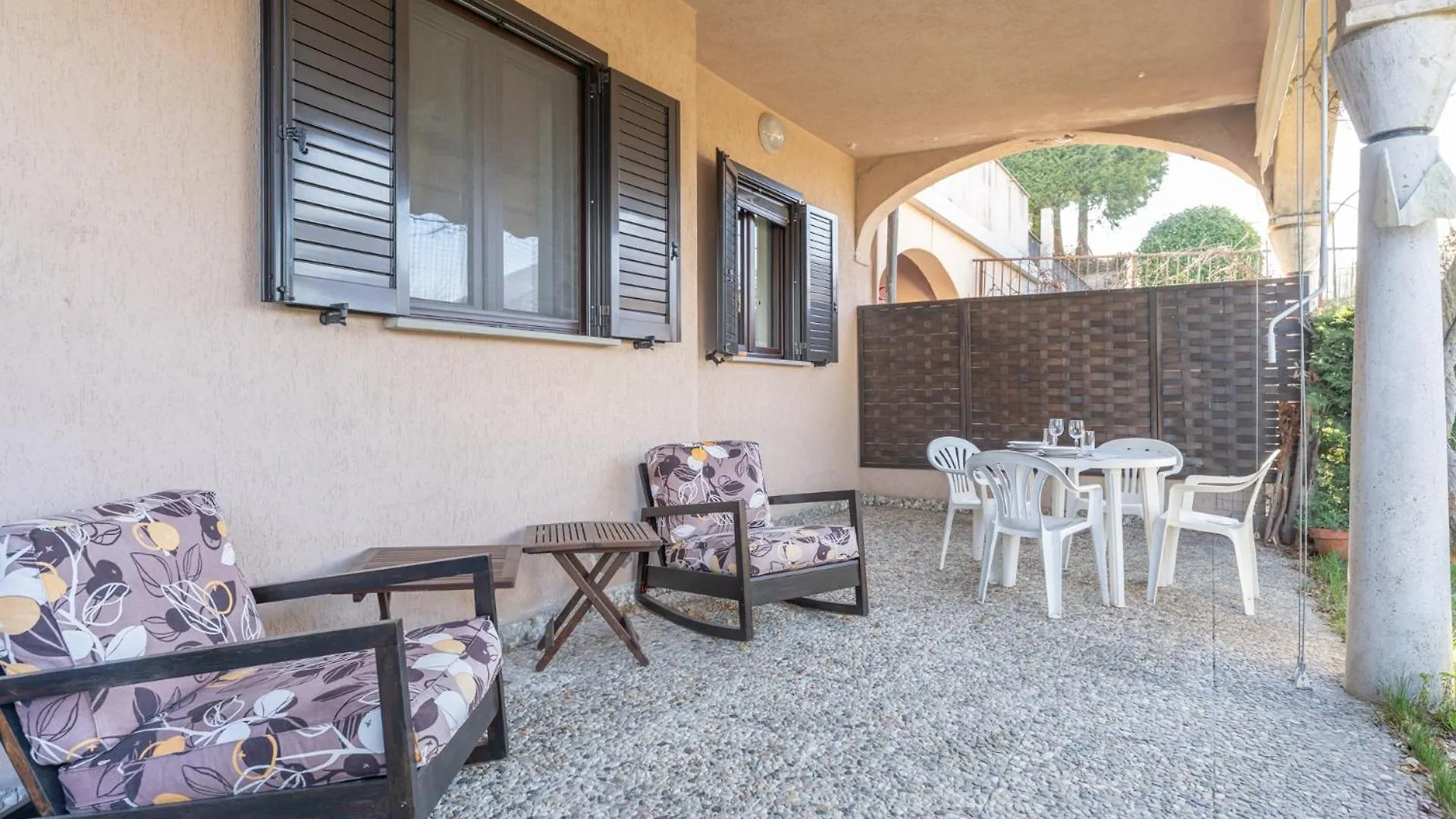 Barzio Parrocchiale: Mountain View Apartment with Private Garden