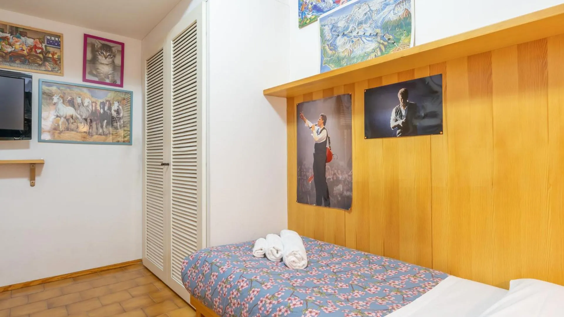 Barzio Parrocchiale: Mountain View Apartment with Private Garden Italy