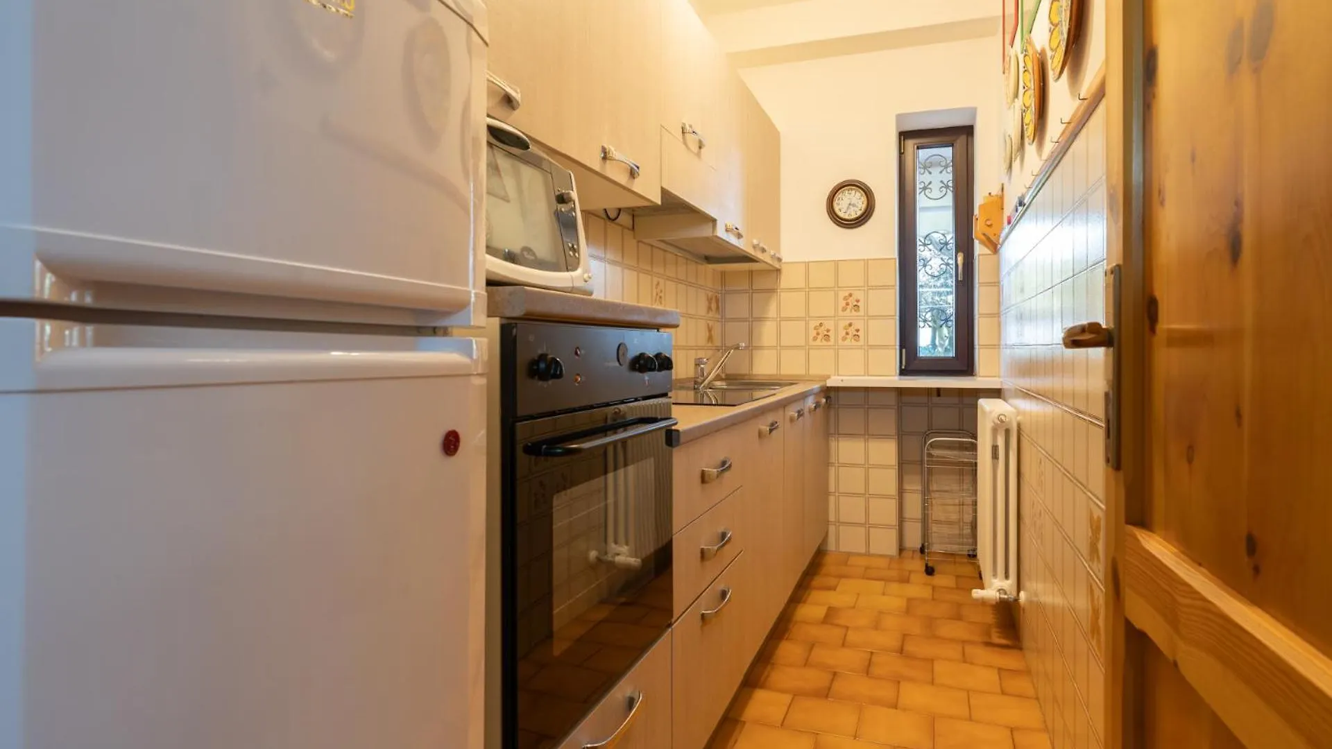 Barzio Parrocchiale: Mountain View Apartment with Private Garden 0*,