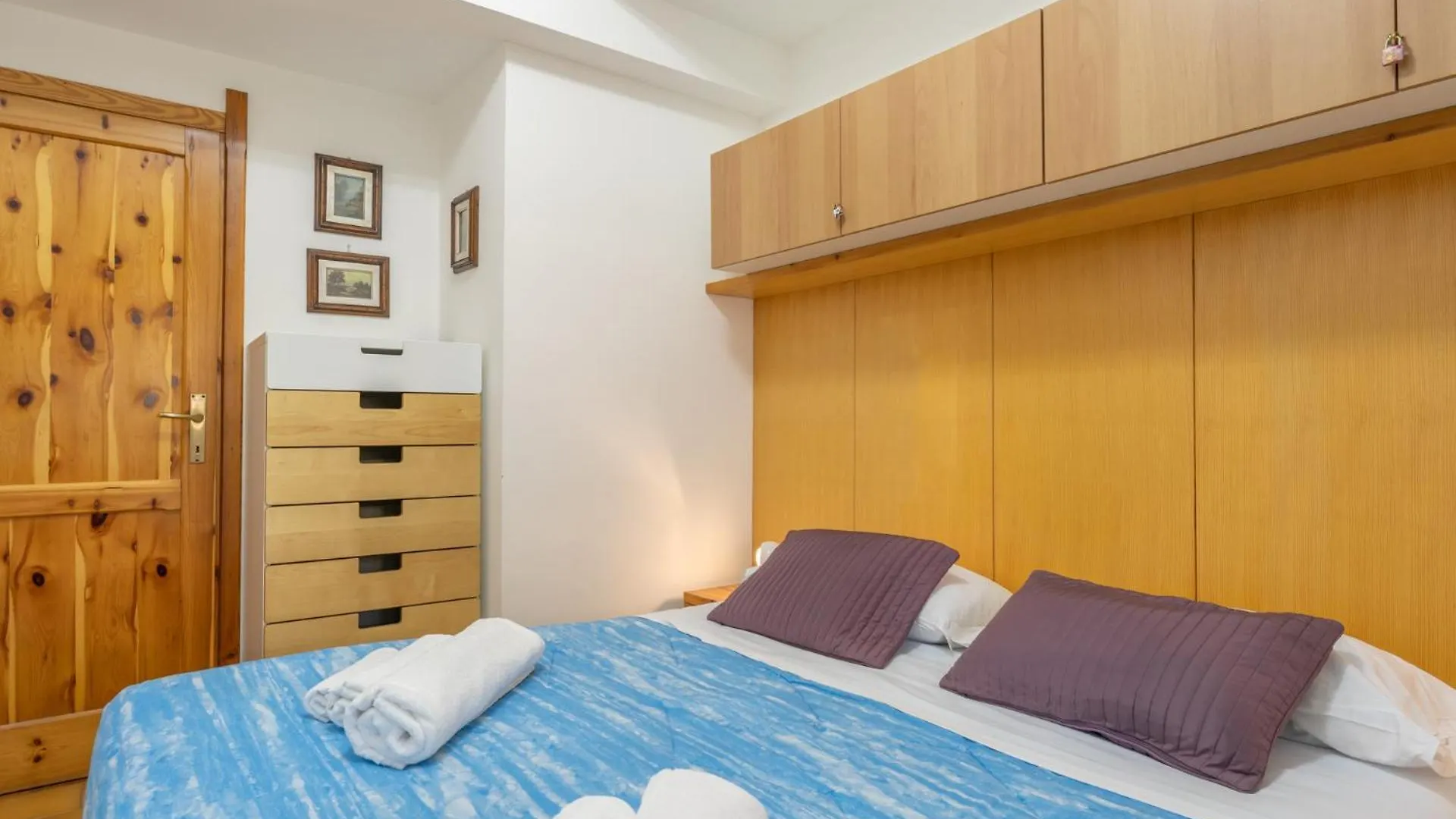 Barzio Parrocchiale: Mountain View Apartment with Private Garden