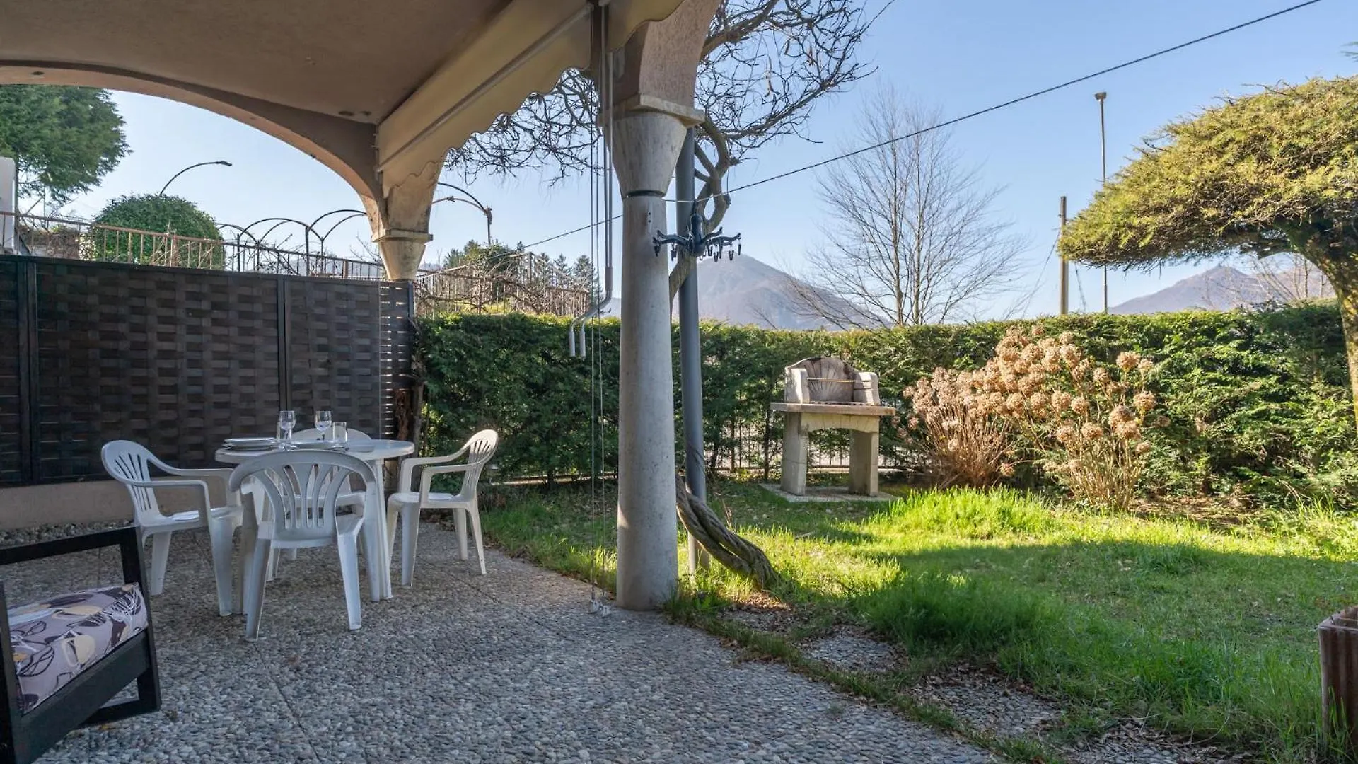 Barzio Parrocchiale: Mountain View Apartment with Private Garden 0*,